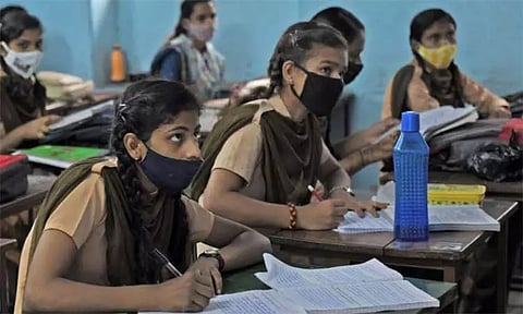 தனியார் பள்ளிகளில் சேரும் மாணவர்களுக்கு அரசு செலுத்தும் கட்டணம் எவ்வளவு? - கல்வித்துறை தகவல்