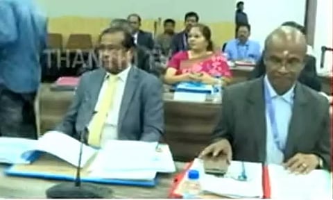 'துணைவேந்தர்கள் தன்னிச்சையாக செயல்படக்கூடாது' - உயர்கல்வித்துறை அதிகாரிகள் அறிவுறுத்தியதாக தகவல்