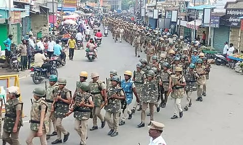 விநாயகர் சிலைகள் ஊர்வலத்தை முன்னிட்டு போலீசார் கொடி அணிவகுப்பு