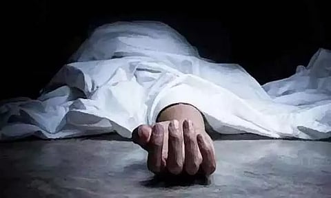 தெலுங்கானாவில் கருத்தடை ஆபரேஷன் செய்து கொண்ட 4 பெண்கள் உயிரிழப்பு - விசாரணைக்கு உத்தரவு