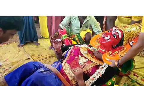 தில்லை காளியம்மன் கோவிலில் திருநடன உற்சவம்