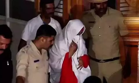 பாலியல் வழக்கில் கைதான மடாதிபதி: 4 நாட்கள் போலீஸ் காவலில் விசாரிக்க அனுமதி