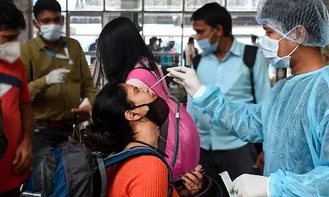 கர்நாடகத்தில் புதிதாக 1,105 பேருக்கு கொரோனா