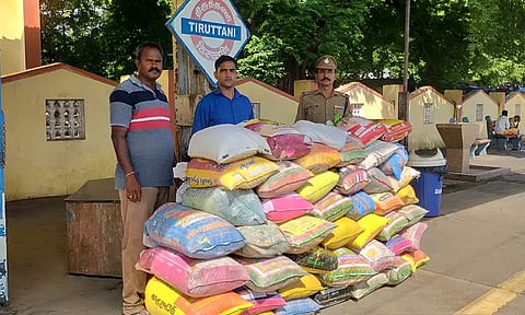 திருத்தணி ரெயில் நிலையத்தில் 1500 கிலோ ரேஷன் அரிசி பறிமுதல்