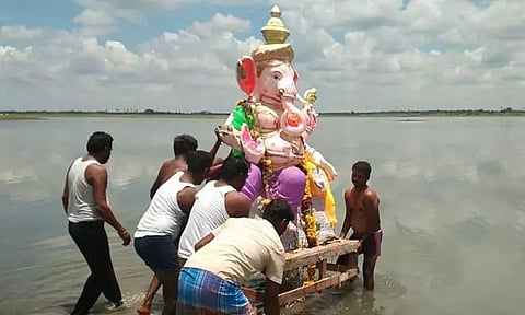 விக்கிரவாண்டியில் விநாயகர் சிலைகள் ஊர்வலம்