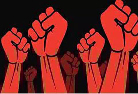 பெஸ்ட் பஸ் டிரைவர்கள் திடீர் போராட்டம்- பயணிகள் அவதி