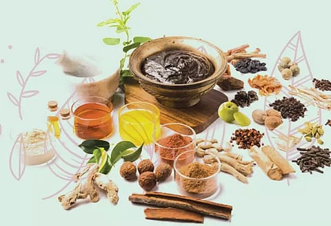 எடை இழப்புக்கு ஆயுர்வேதம் பரிந்துரைக்கும் மூலிகைகள்