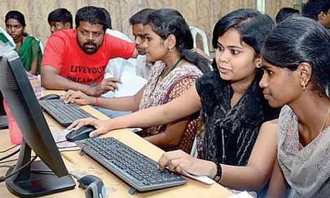 பொறியியல் கலந்தாய்வு திட்டமிட்டபடி 10-ம் தேதி நடைபெறும் - தொழில்நுட்ப கல்வி இயக்குனரகம் தகவல்