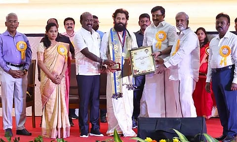 தமிழ்நாடு அரசு திரைப்பட விருதுகள் வழங்கும் விழா - சங்கமித்த தமிழ் திரையுலகம்...!