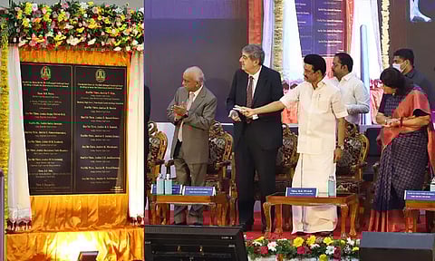 நீதியை காப்பதில் முன்னிலை மாநிலமாக தமிழ்நாடு திகழ்கிறது - அமைச்சர் பேச்சு