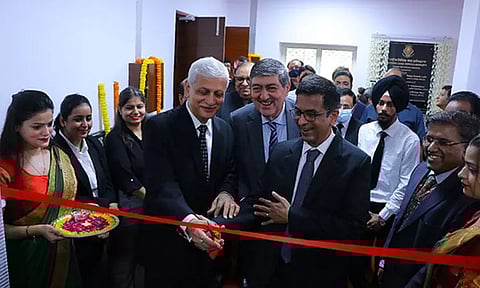 சுப்ரீம் கோர்ட்டு தலைமை நீதிபதி தலைமையில் குடிமக்கள் சேவைக்கான தேசிய சட்ட சேவைகள் ஆணைய மையம் திறந்து வைப்பு