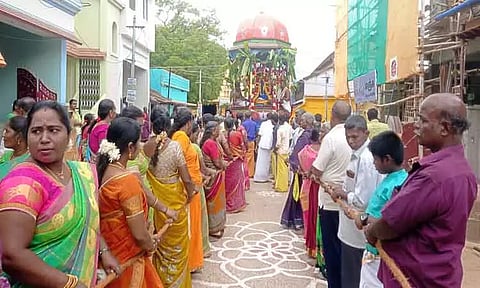 சுந்தர பரிபூரண பெருமாள் கோவில் தேரோட்டம்