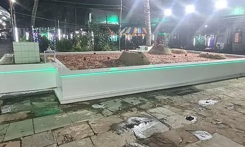 மும்பை குண்டு வெடிப்பு குற்றவாளி யாகூப் மேமன் கல்லறை அலங்கரிக்கப்பட்டதால் சர்ச்சை