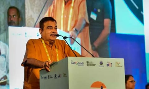 நெடுஞ்சாலை திட்டங்களால் ஏரிகளை உருவாக்க முடியும் - மத்திய மந்திரி நிதின் கட்காரி