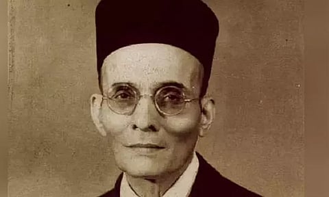 வீரசாவர்க்கர் 'புல்புல்' பறவையில் பறந்து வந்ததாக குறிப்பிட்டது வெறும் உருவகம்தான்: எழுத்தாளரின் மனைவி விளக்கம்