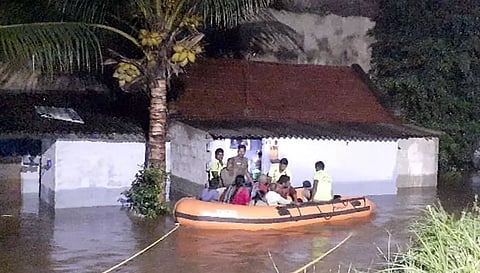 500 வீடுகளுக்குள் வெள்ளம் புகுந்தது