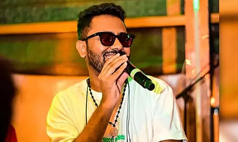 ஆடை வடிவமைப்பாளர் பாலியல் புகார்: பாடகர் ராகுல் ஜெயினுக்கு முன்ஜாமீன் மறுப்பு