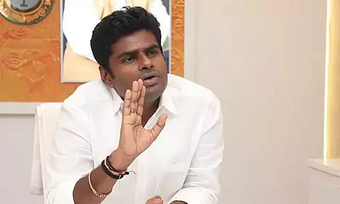 சவால்களை எதிர்கொள்ள செய்ய வேண்டும்: 'நீட்' தேர்வில் மாணவர்களை பலவீனப்படுத்துவது அரசுக்கு அழகல்ல - அண்ணாமலை