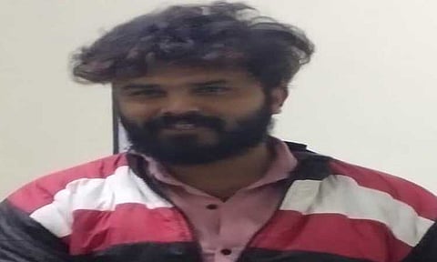 சப்-இன்ஸ்பெக்டரை தாக்கிய வாலிபர் கைது