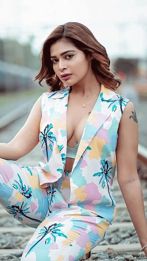 ரசிகர்களுக்கு பிடித்தமானதை செய்வதில் தவறு கிடையாது... தர்ஷா குப்தா