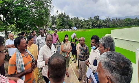 அதிகாரிகள் ஆய்வு