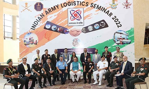 பாதுகாப்பு சவால்களை எதிர்கொள்ள தற்சார்புடைய சரக்கு போக்குவரத்து முறையை உருவாக்க அரசு உறுதி! மந்திரி ராஜ்நாத் சிங்