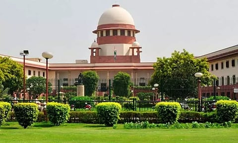 குடியுரிமை திருத்தச் சட்டத்துக்கு எதிரான அனைத்து மனுக்கள் மீது அக்டோபர் 31-ல் விசாரணை - சுப்ரீம் கோர்ட்டு அறிவிப்பு