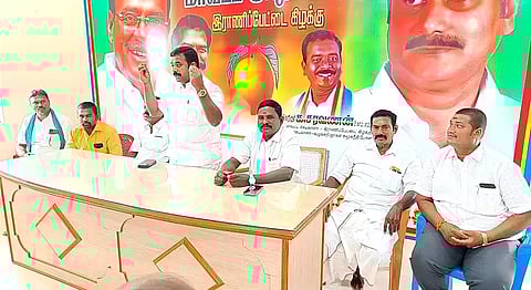 ராணிப்பேட்டை கிழக்கு மாவட்டபா.ம.க. ஆலோசனை கூட்டம்