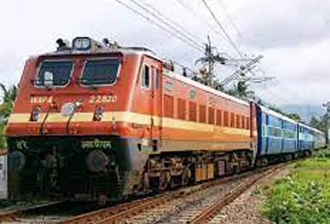 பொங்கல் பண்டிகை ரெயில்களுக்கு முன்பதிவு தொடங்கியது