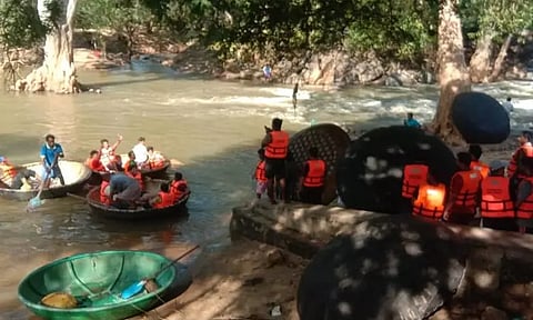 ஒகேனக்கல்லில் இன்று முதல் பரிசல் இயக்க அனுமதி