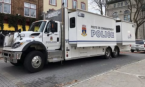 கனடாவில் அடுத்தடுத்து துப்பாக்கி சூடு; போலீஸ் அதிகாரி உள்பட 2 பேர் பலி