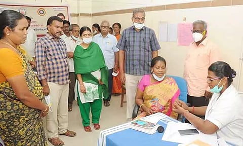 நியாயவிலை கடை விற்பனையாளர்களுக்கு பரிசோதனை