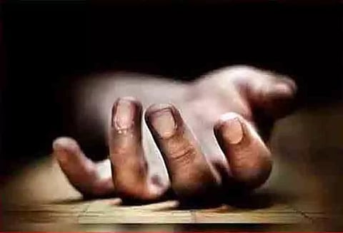 வீட்டின் சுவர் இடிந்து தொழிலாளி சாவு