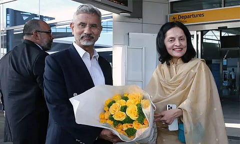 ஐ.நா.வுக்கான இந்தியாவின் நிரந்தரப் பிரதிநிதி ருசிரா கம்போஜுடன் வெளியுறவுத்துறை மந்திரி எஸ். ஜெய்சங்கர்