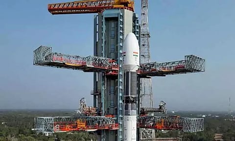 இங்கிலாந்து நிறுவனத்தின் 36 செயற்கைகோள்களை ஜி.எஸ்.எல்.வி. ராக்கெட் மூலம் செலுத்த திட்டம்