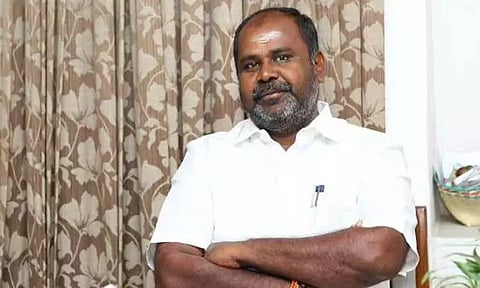 சர்ச்சைக்குரிய வகையில் பேசிய ஆ.ராசாவை முதல்-அமைச்சர் கண்டிக்க வேண்டும் - முன்னாள் அமைச்சர் ஆர்.பி.உதயகுமார்