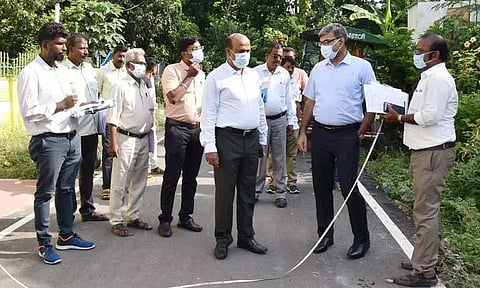 கடலூர்மாவட்டத்தில் வளர்ச்சி திட்டப்பணிகளை கண்காணிப்பு அலுவலர் ஆய்வு