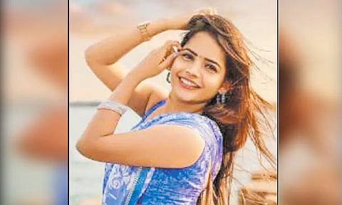 சென்னை விருகம்பாக்கத்தில் தற்கொலை செய்த நடிகையின் மாயமான செல்போன் மீட்பு