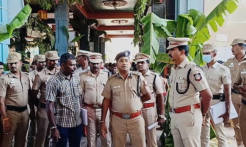 குலசேகரன்பட்டினம் தசரா திருவிழா; பாதுகாப்பு ஏற்பாடுகள் குறித்து போலீஸ் அதிகாரிகள் ஆய்வு