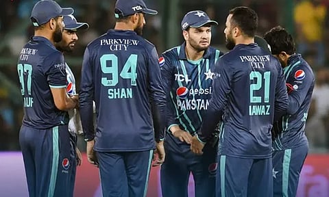 4வது டி-20 போட்டி: 3 ரன்கள் வித்தியாசத்தில் பாகிஸ்தான் அணி திரில் வெற்றி
