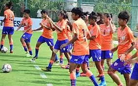 விளையாட்டு விடுதியில் தங்கி பயிற்சி பெற மாணவிகள் விண்ணப்பிக்கலாம்