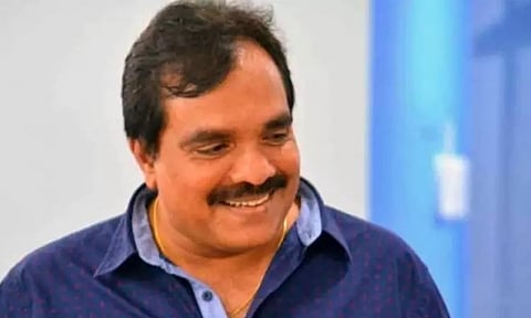 பிரபல டைரக்டர் மரணம்