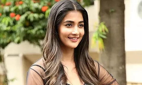 அறுவை சிகிச்சை மூலம் அழகை மேம்படுத்தும் நடிகை பூஜா ஹெக்டே