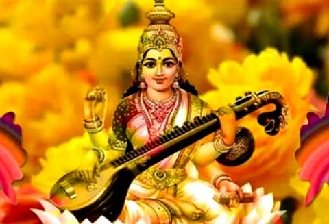 முன்னாள் மந்திரி கூறுவதை போல பள்ளிகளில் சரஸ்வதி கடவுள் படத்தை அகற்ற முடியாது- முதல்-மந்திரி ஷிண்டே அறிவிப்பு