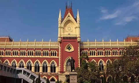 ரேஷன் பொருட்களை வீடுகளுக்கு சென்று வழங்கும் 'துவாரே ரேஷன்' திட்டம் சட்டவிரோதமானது - கொல்கத்தா ஐகோர்ட்டு உத்தரவு