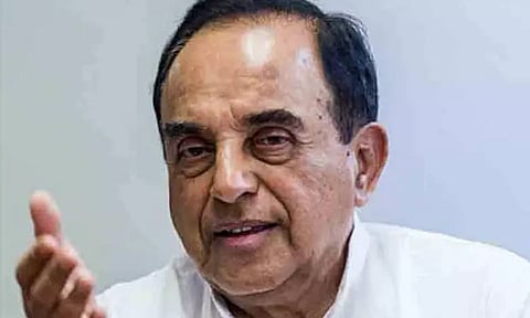 கொழும்புவில் ராஜபக்சே சகோதரர்களுடன் சுப்பிரமணிய சாமி சந்திப்பு