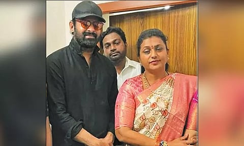 நடிகர் பிரபாசை சந்தித்த ரோஜா