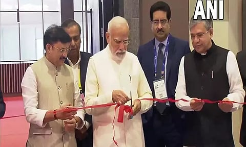 இந்தியாவில் முதன்முதலாக 5ஜி சேவை தொடக்கம்: புதுடெல்லியில் பிரதமர் மோடி இன்று தொடங்கி வைத்தார்!