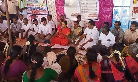 குளத்தூர் ஊராட்சியில் கிராம சபை கூட்டம்; அமைச்சர் கீதாஜீவன் பங்கேற்பு