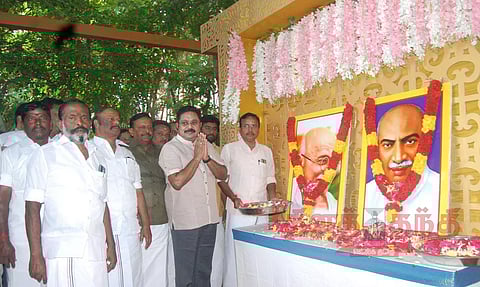 எடப்பாடி பழனிசாமியும் எங்கள் பக்கம் வர வாய்ப்புள்ளது - டி.டி.வி.தினகரன்